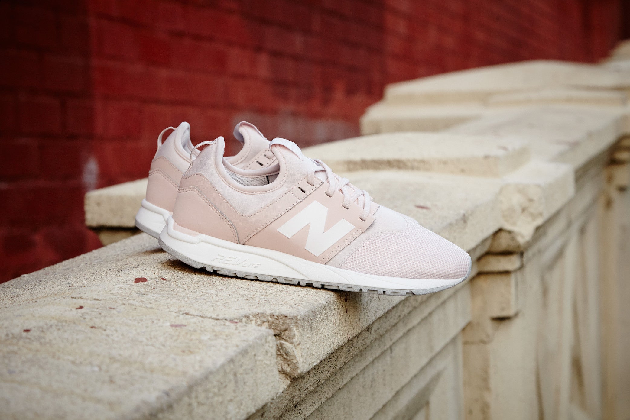 Suyo Lágrimas Bastante New Balance 247SC in Pale Pink Review | STYLE – Finesse