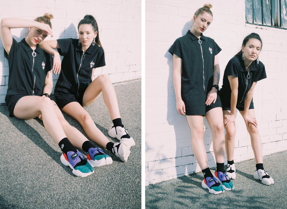 Nike air rift socks hotsell