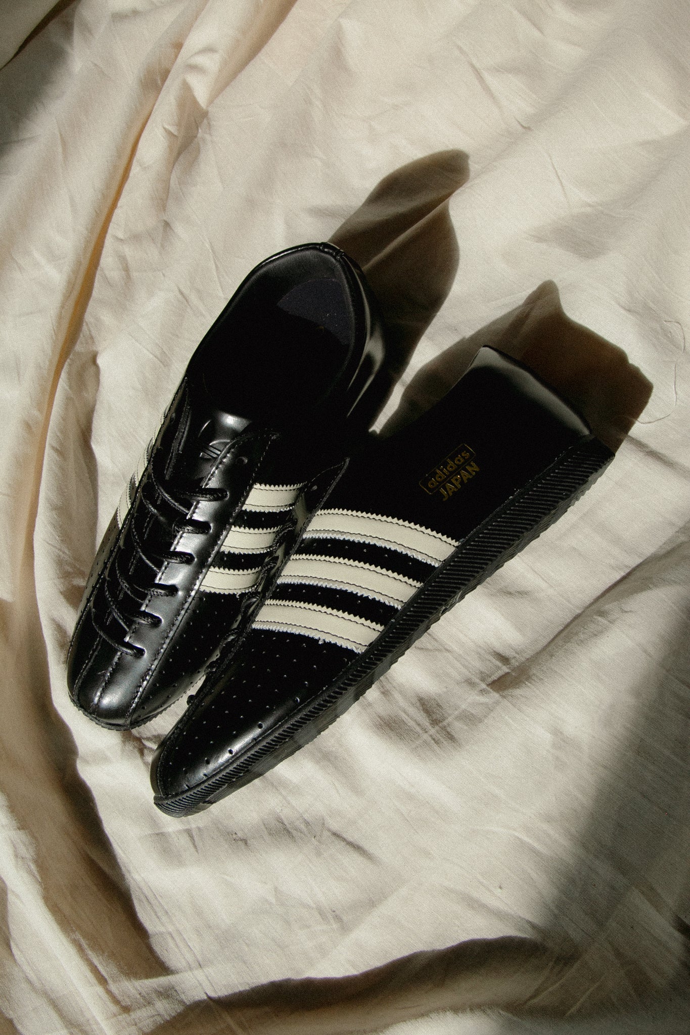 adidas Originals Japan Lux Black/Cream White KJ5160