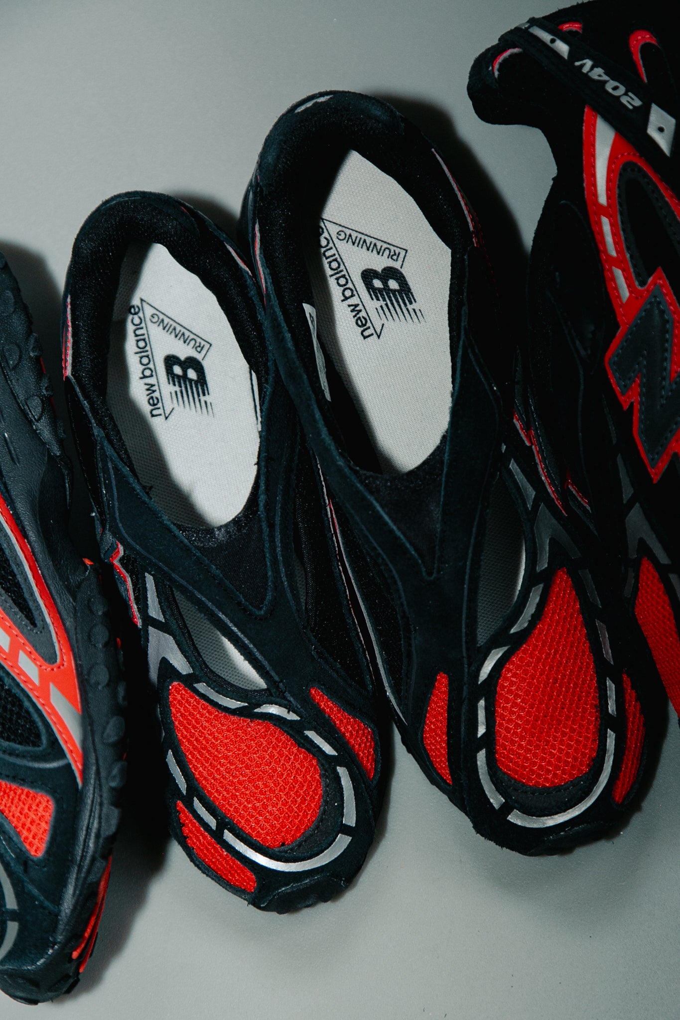 New Balance 204V Neo Flame/Black/Cement U204VMCV