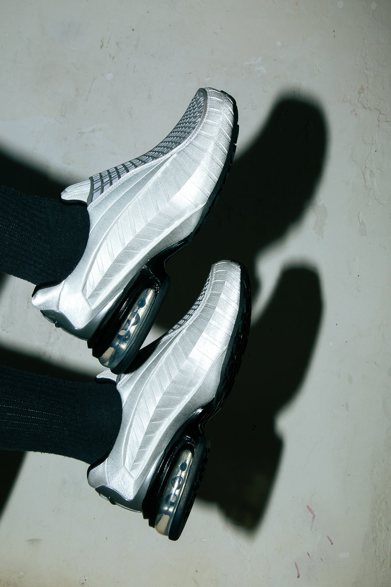 Nike Air Max Dolce "Metallic Silver" Black IB4527-001