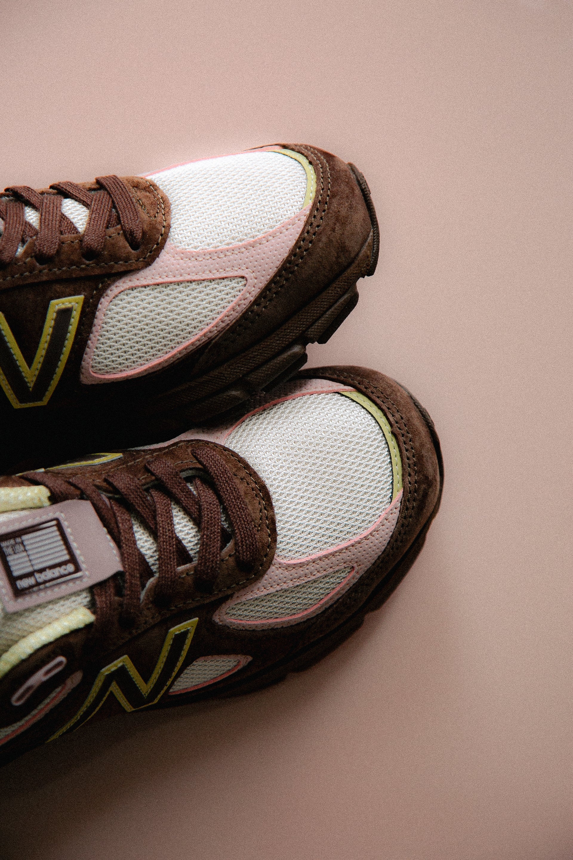 New Balance 990 Made In USA Pumpernickel/Pink Chalk U990IC4