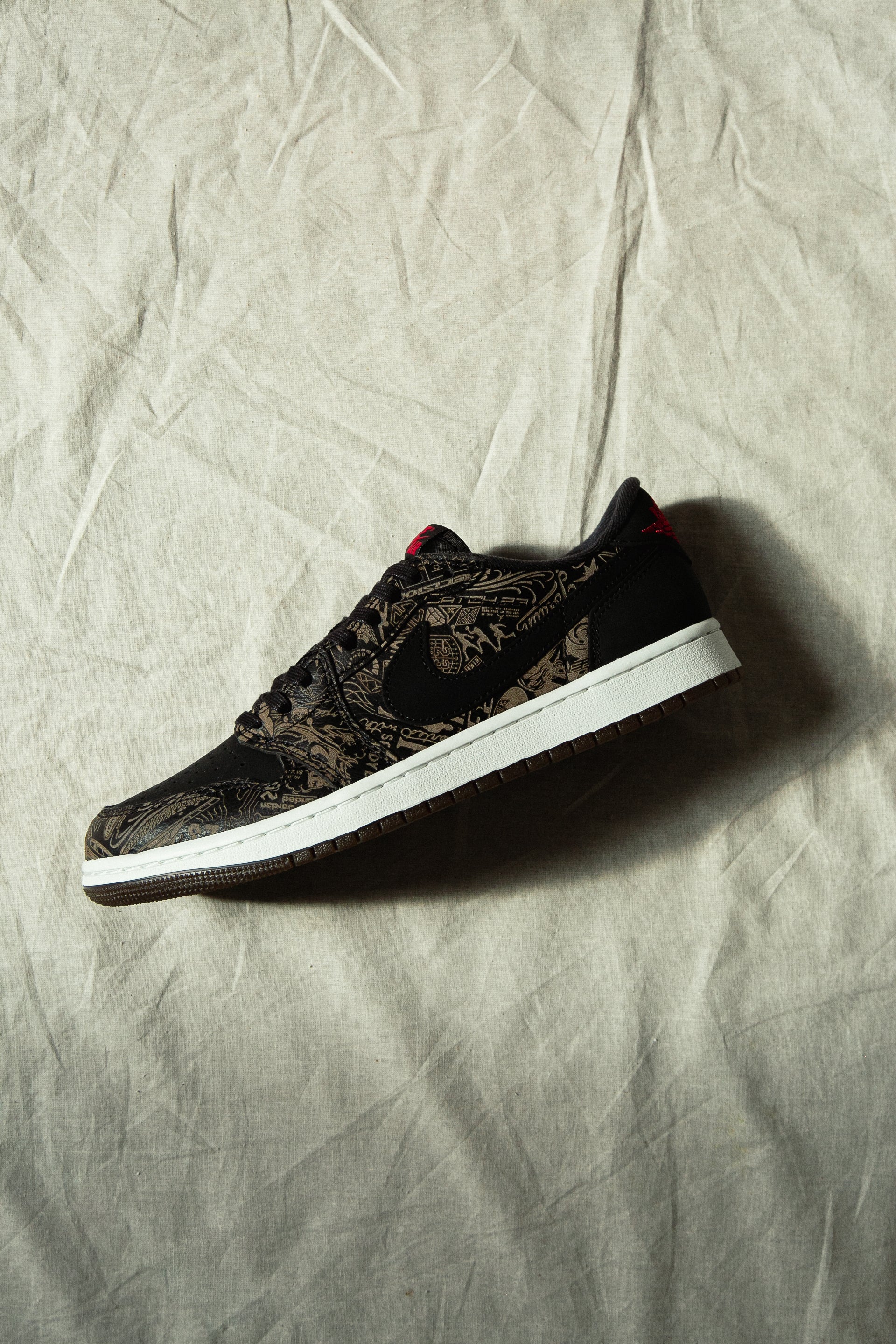 Air Jordan 1 Retro Low OG "Laser" Black IV6750-001