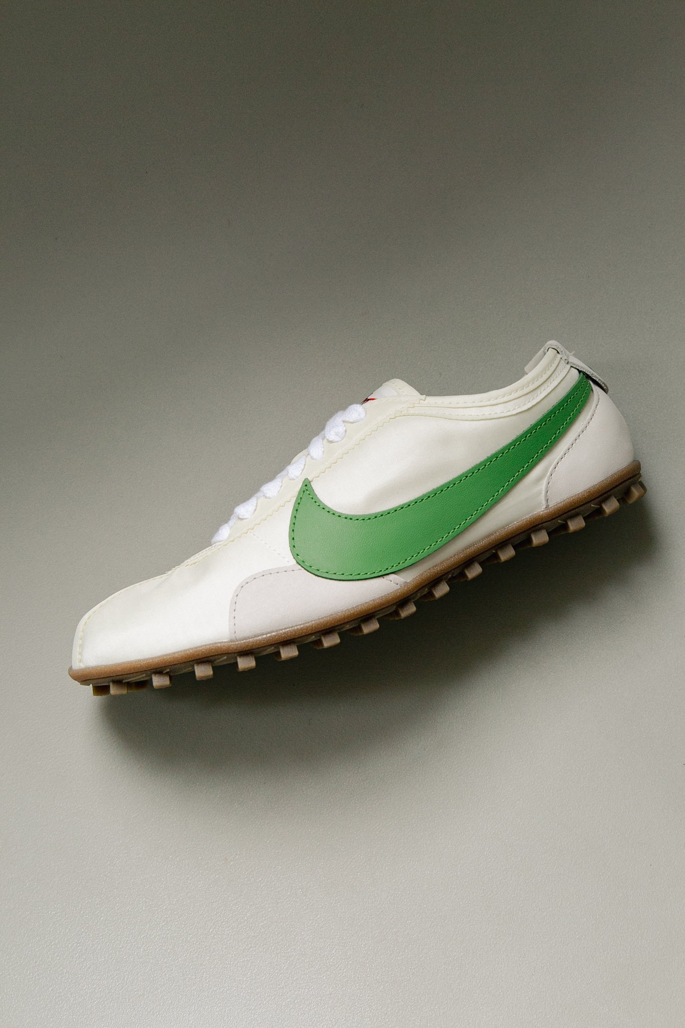 Nike Moon Shoe OG SP Sail/Chlorophyll/Light Bone II0407-102