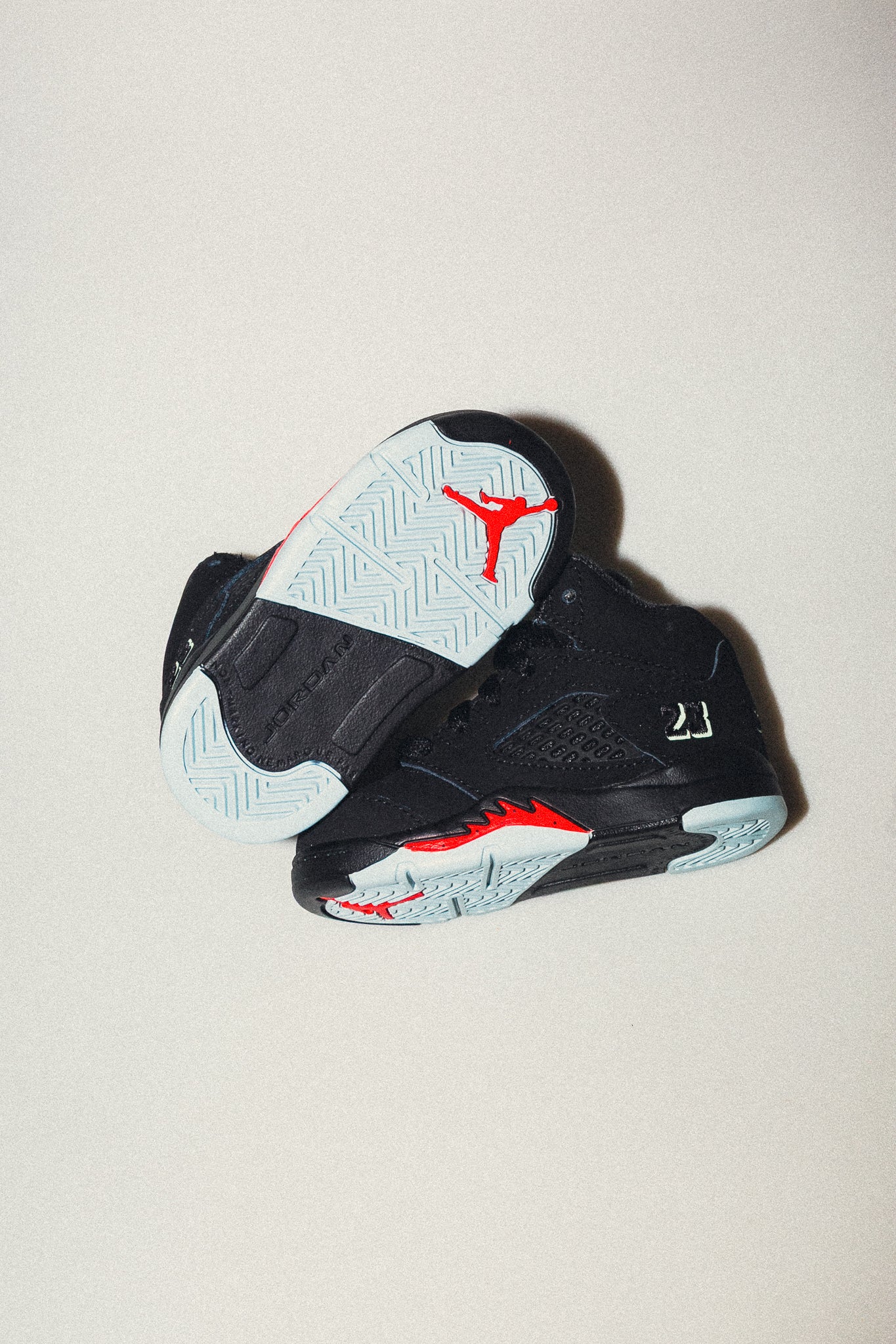 Air Jordan 5 Retro "Halloween" TD HQ7981-001