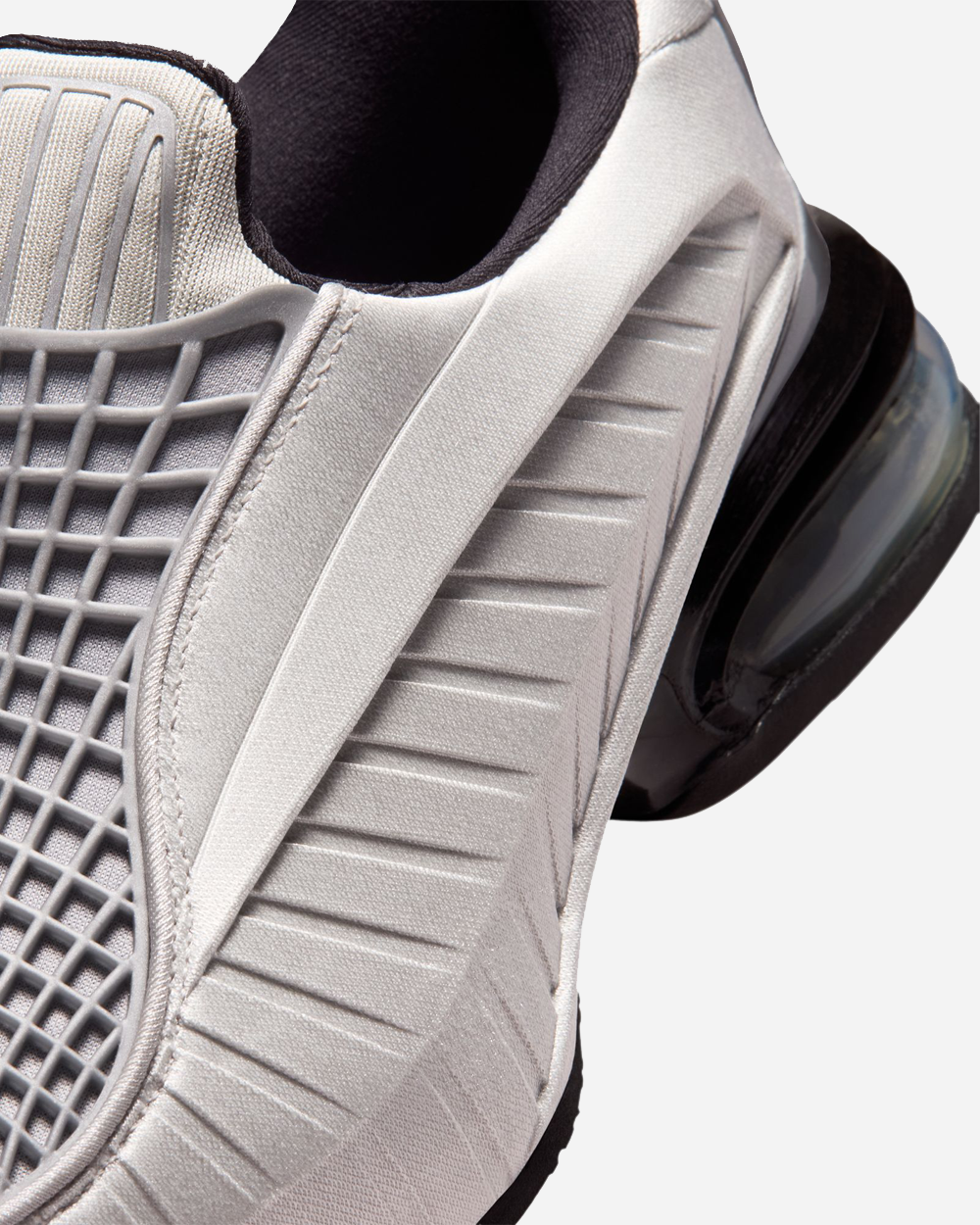 Nike Air Max Dolce Metallic Silver/Black IB4527-001