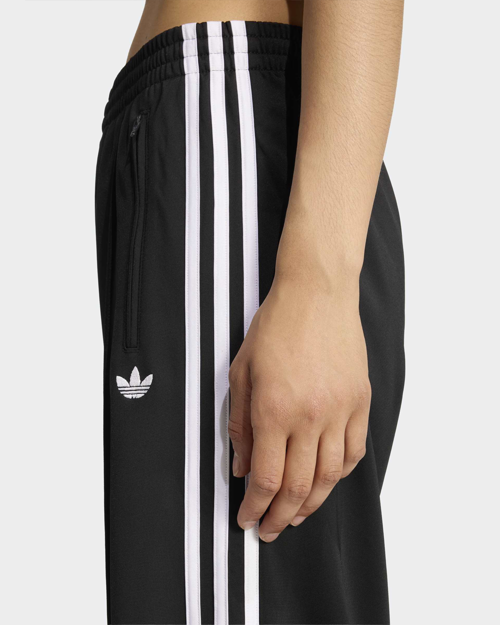 adidas Originals Firebird Loose Track Pants Black/White KD7976