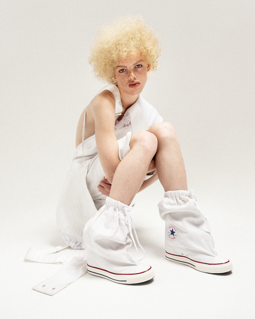 Converse Vaquera X Chuck Taylor Wedge X-Hi White A17686C