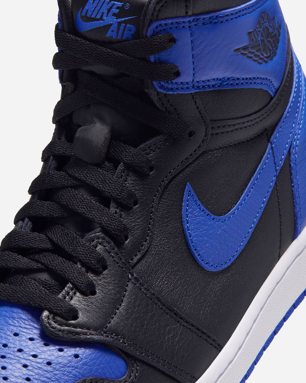 Air Jordan 1 Retro High OG "Royal" IQ5495-005