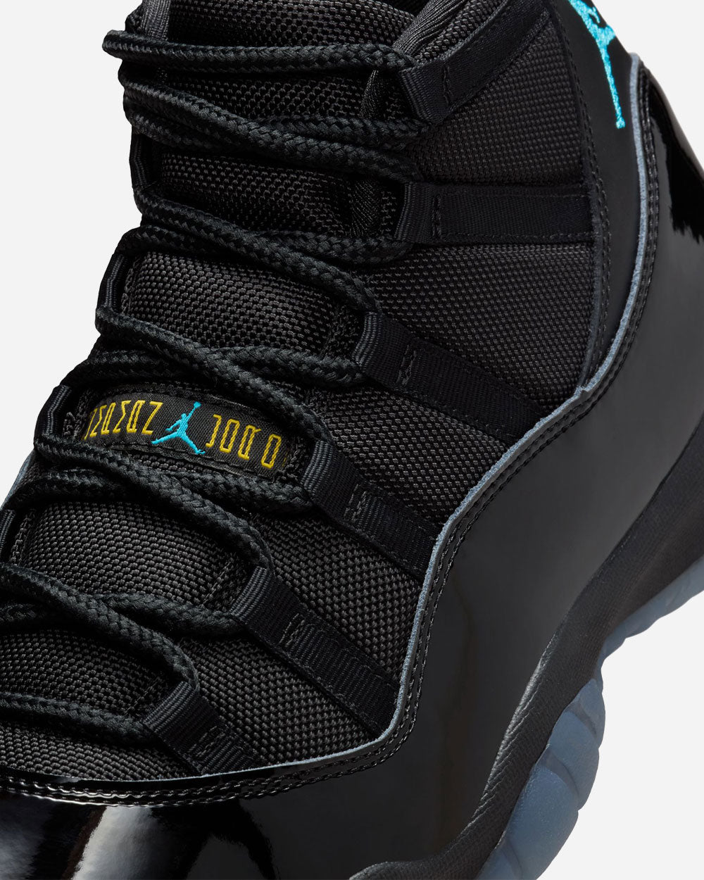 Air Jordan 11 Retro Black/Gamma Blue CT8012-047