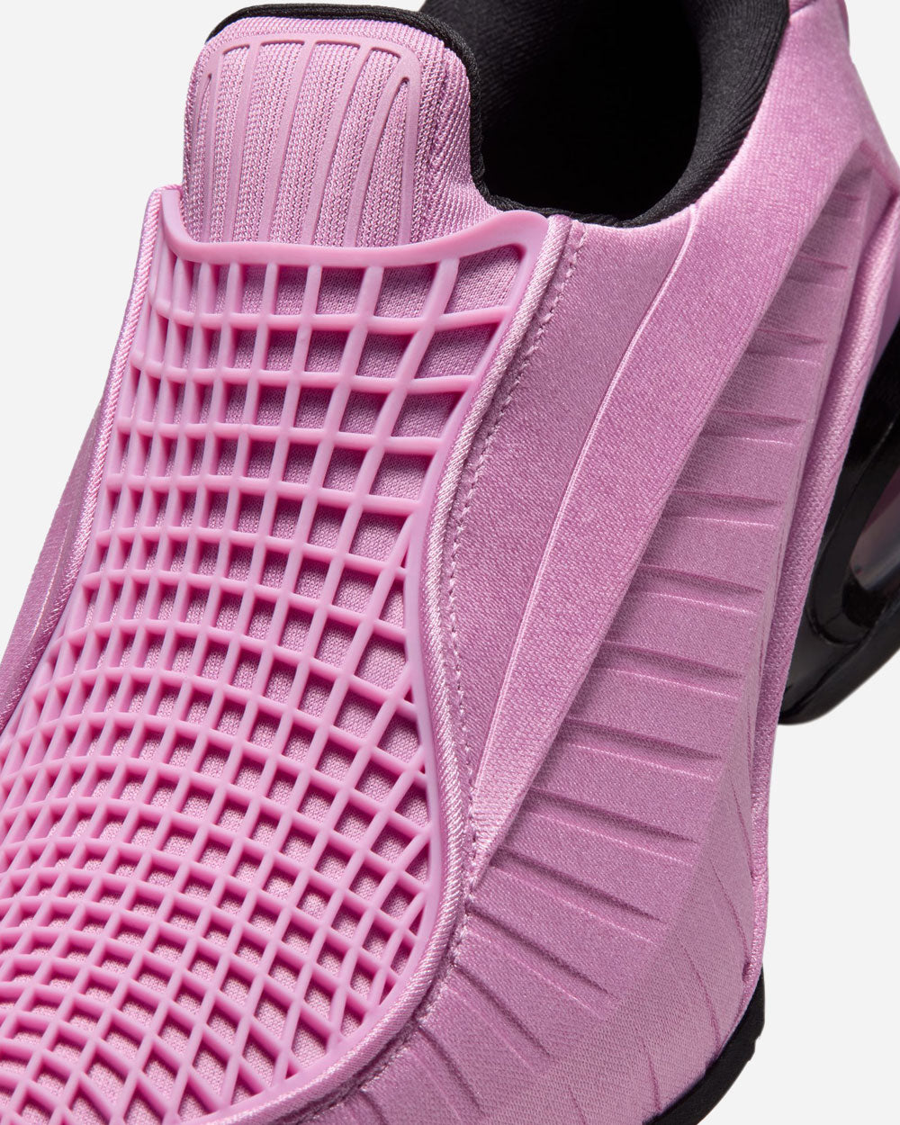 Nike Air Max Dolce Light Magenta/Black IB4527-500