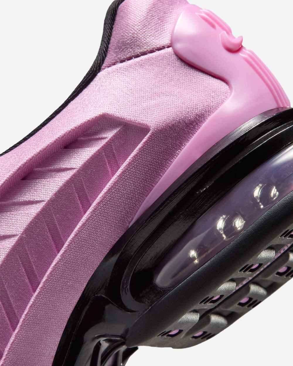 Air Max Dolce "Light Magenta"