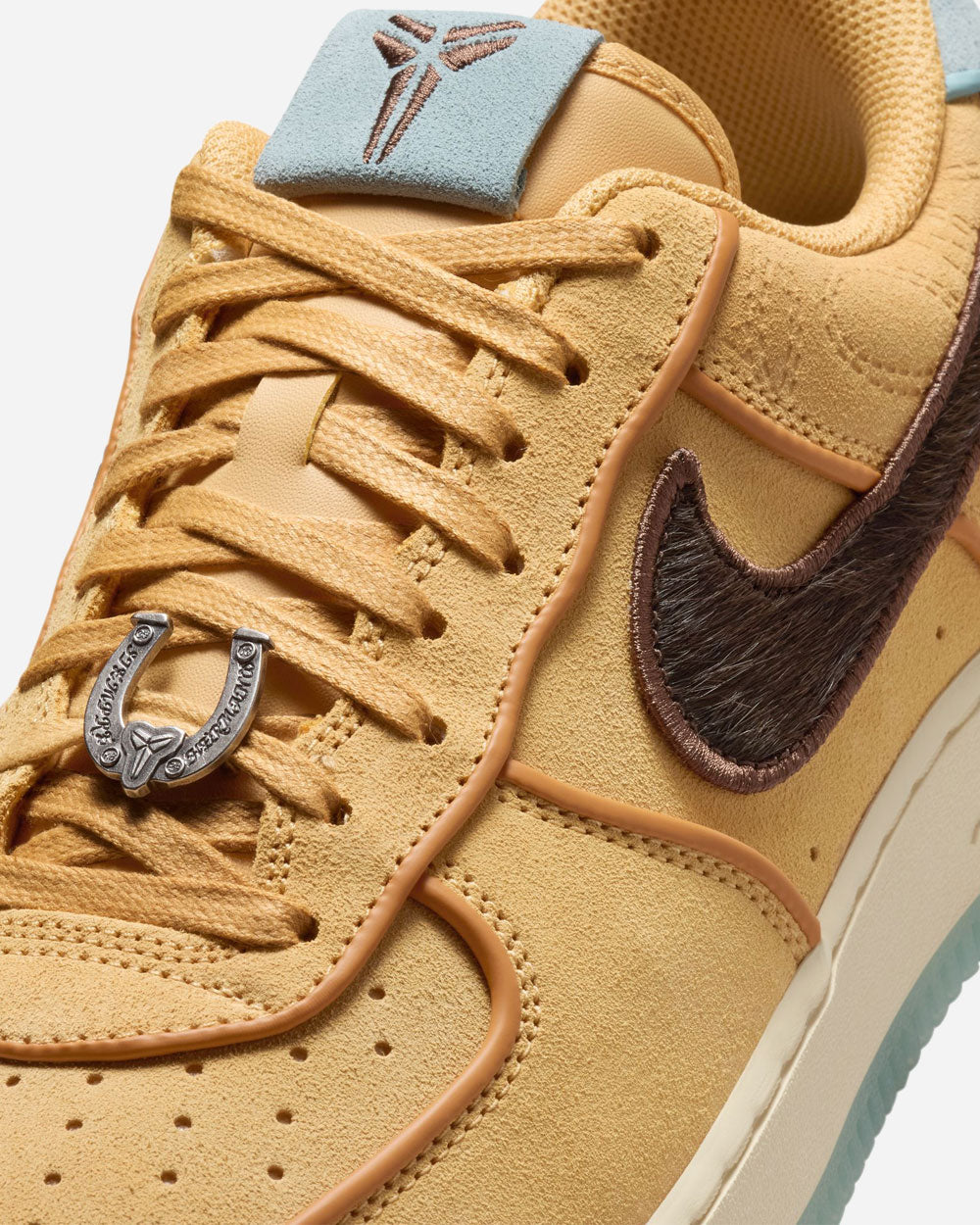 Nike Air Force 1 Low Protro "Siempre Mio" IM0582-700