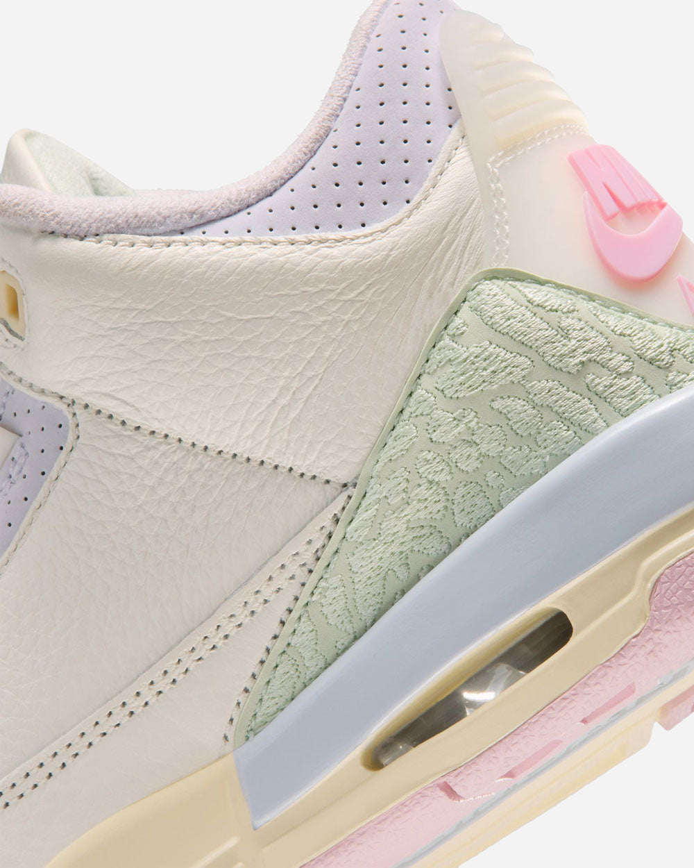 Air Jordan 3 Retro OG "Spring is in the Air" Sail/Jade GS IF4758-100