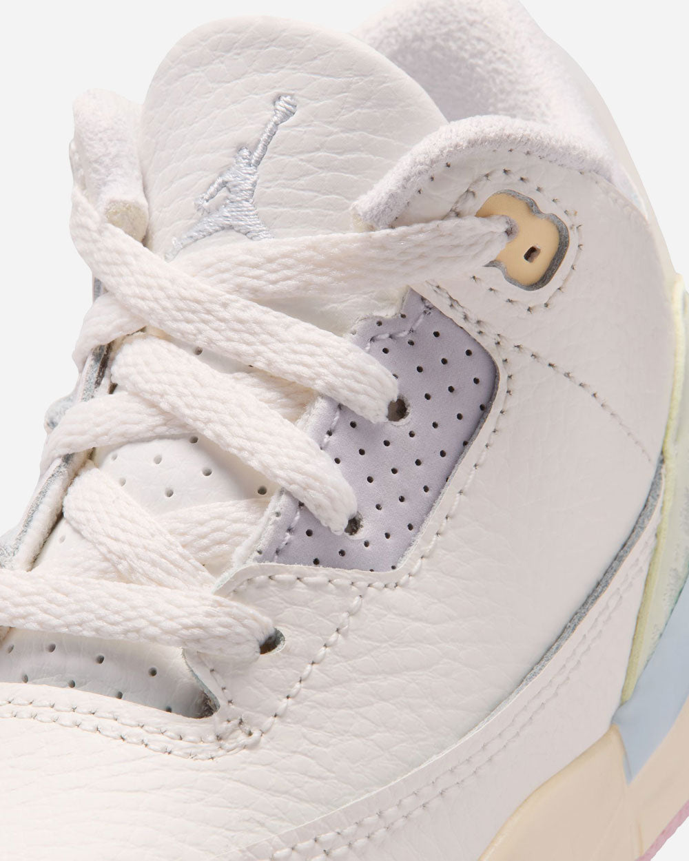 Air Jordan 3 Retro OG "Spring is in the Air" Sail/Jade TD IF4756-100