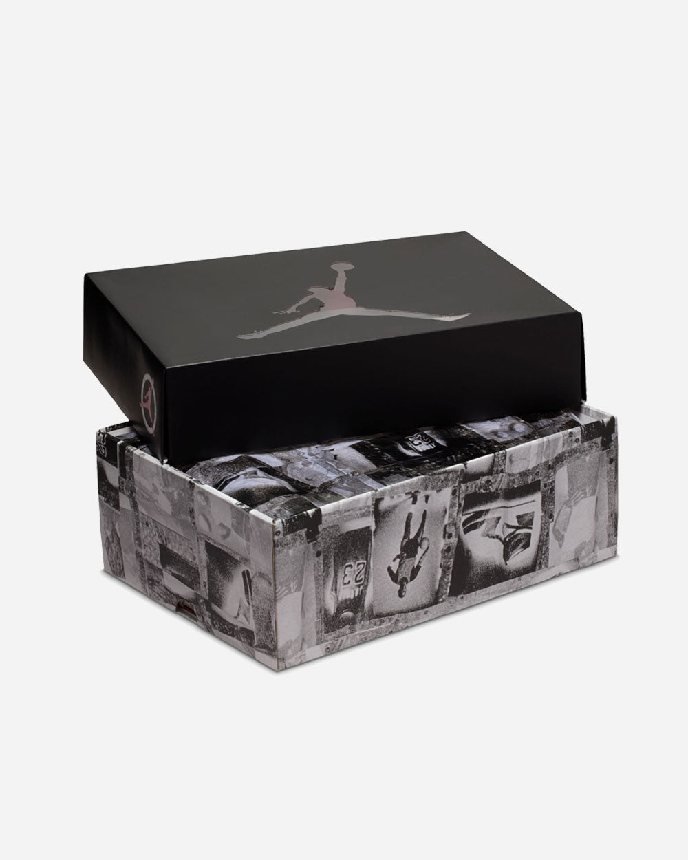 Air Jordan 4 Retro "Flight Club" Sail/Black/University Red IM4002-100