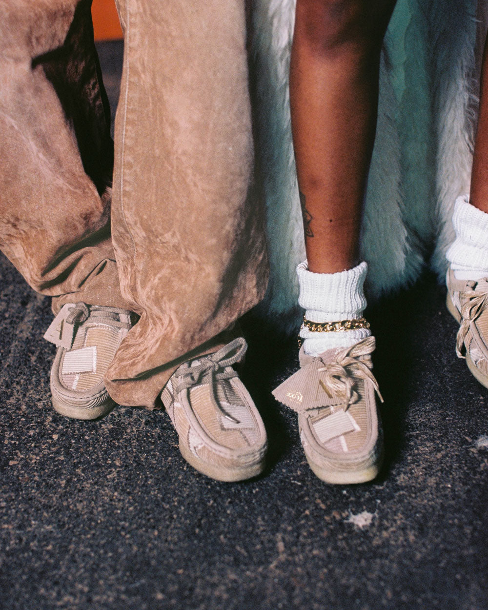 Aleali May x Clarks Originals Wallabee Beige Combi 26185905