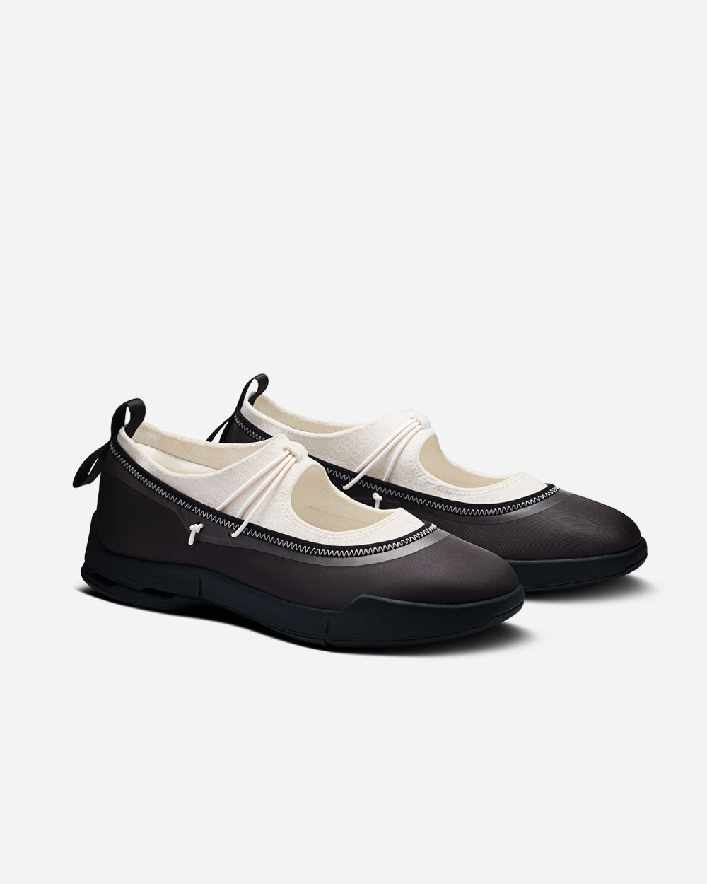 Zendaya x On Cloudnova Moon Mary Jane Black/Ivory 3WG30581430