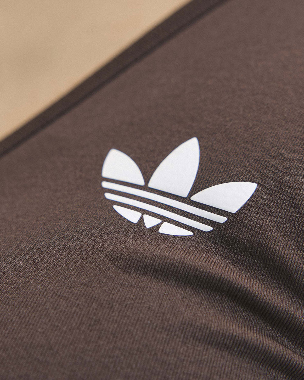 adidas Originals Seamless Bralett Aurora Coffee IA4524