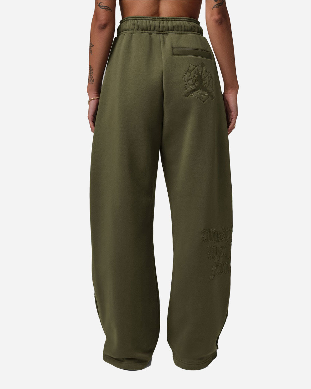 Teyana Taylor  x Jordan Fleece Pants Rough Green IQ3844-326