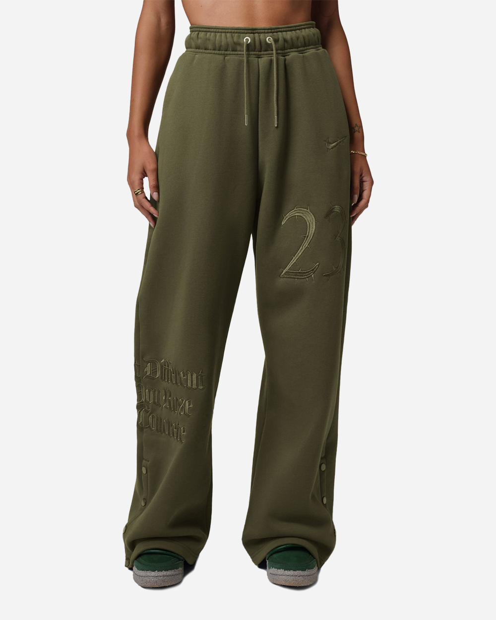 Teyana Taylor  x Jordan Fleece Pants Rough Green IQ3844-326