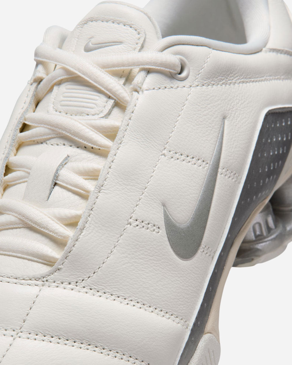 Nike Total 90 Shox Magia Sail/Metallic Silver IO9300-100