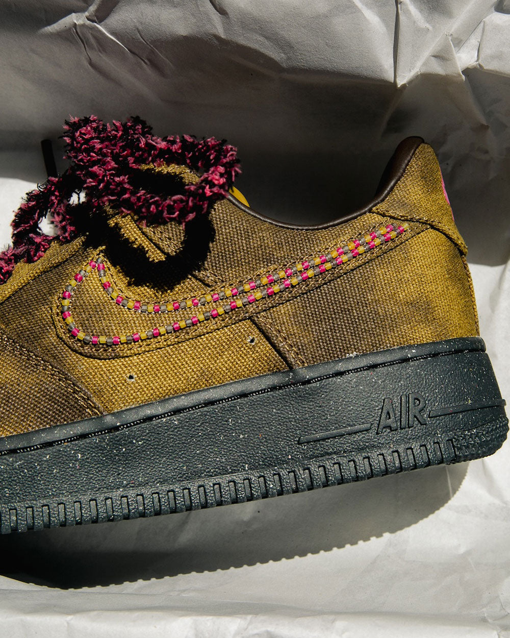 Nike Air Force 1 "Bouclé" Desert Moss/Fierce Pink IO4474-300