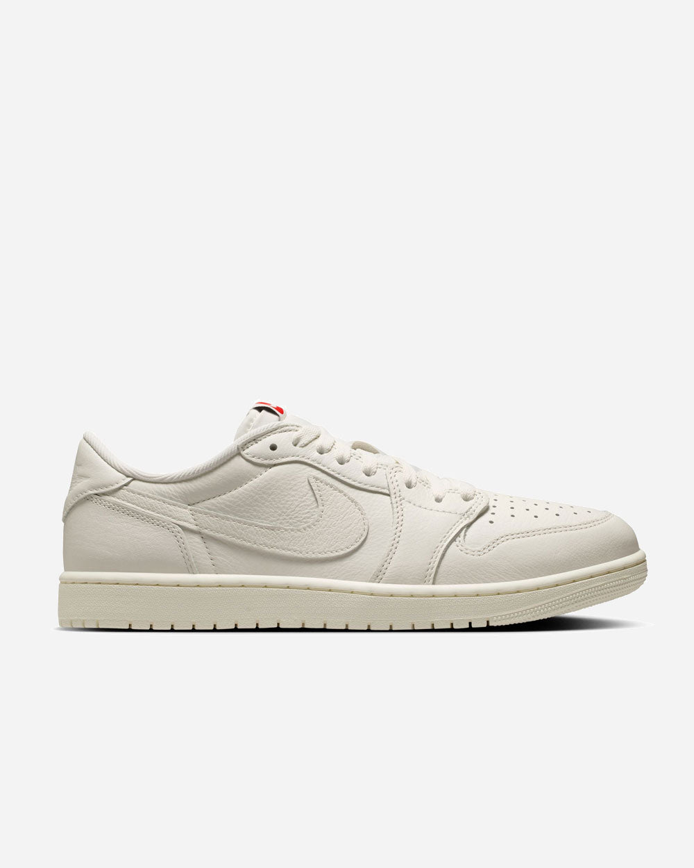 Air Jordan 1 Retro Low "Sail" University Red HQ6998-100