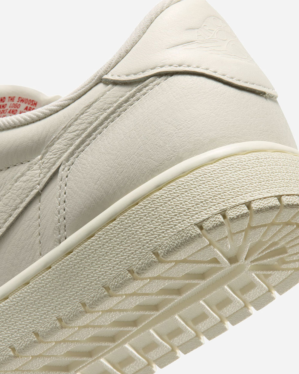 Air Jordan 1 Retro Low "Sail" University Red HQ6998-100