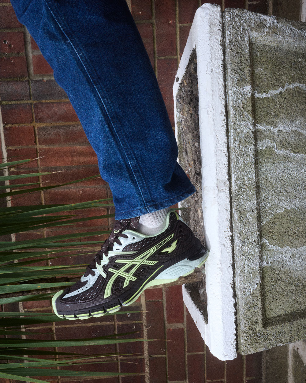 ASICS UB12-S GEL-SD-Lyte Lichen Rock/Black Coffee 1203A665.300