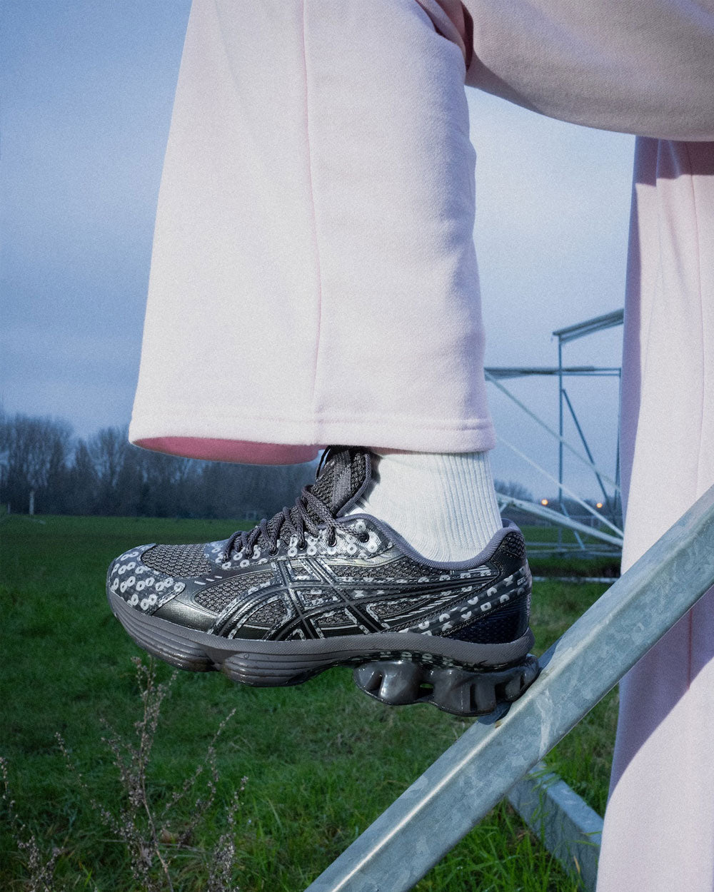 Kiko Kostadinov x ASICS US7-S GEL-Kinetic Fluent Obsidian 1203A973.020