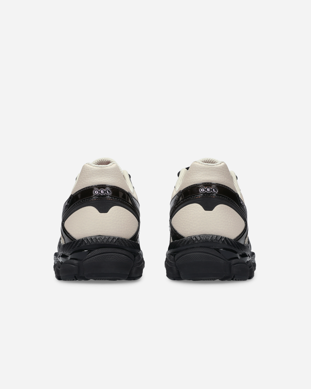 FINESSE x ASICS GEL-CUMULUS 16 Desert Rose 1203B003.200