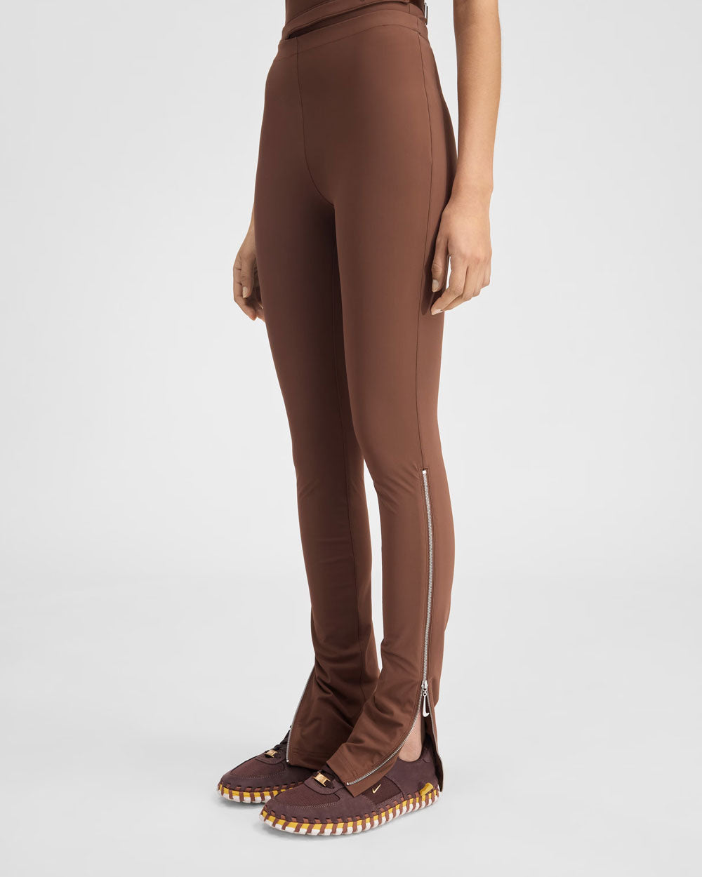 Jacquemus x Nike Le Pantalon Cacao Wow DR5269-259