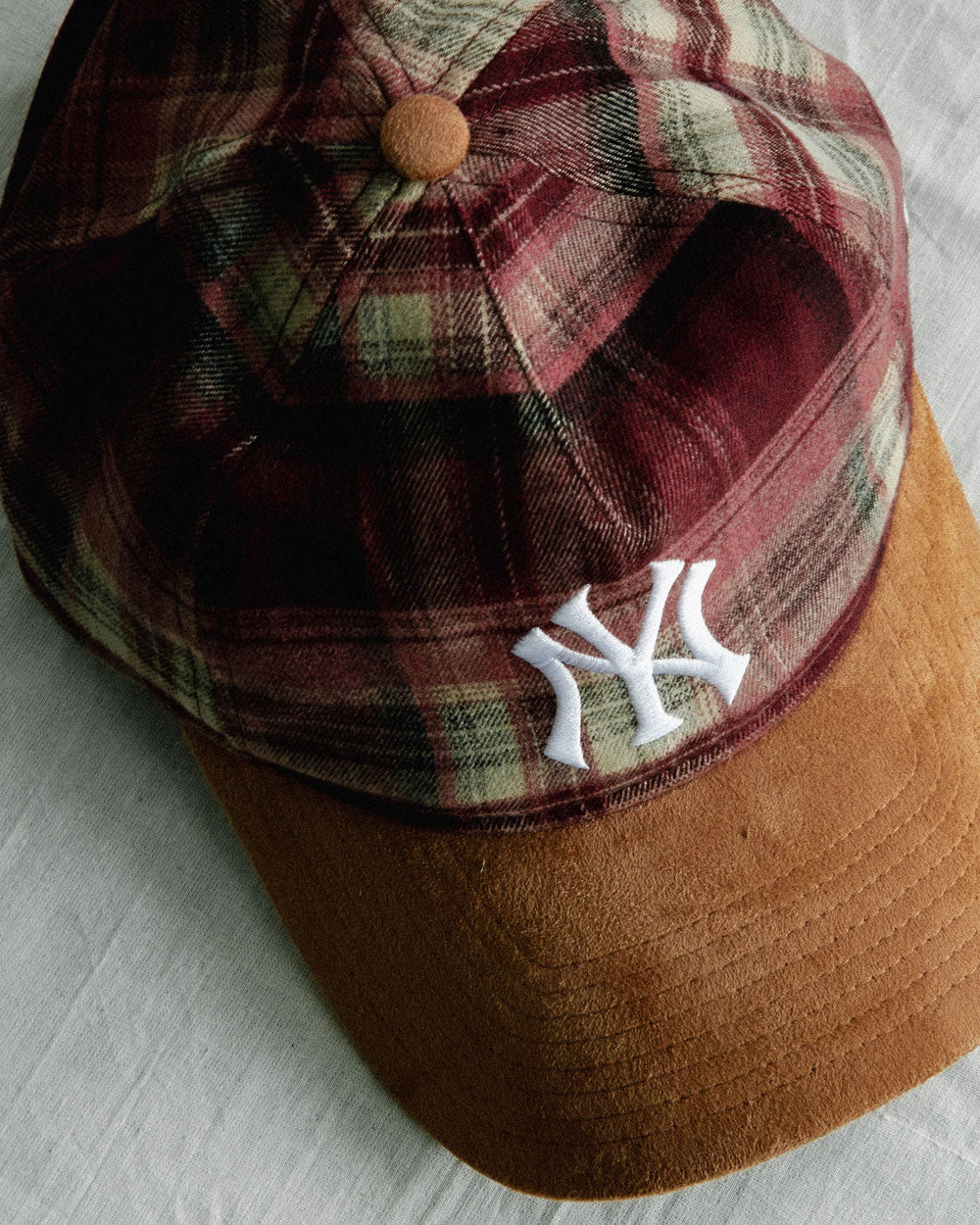 New Era 9Twenty A Frame Plaid Suede New York Yankees Red 60871759