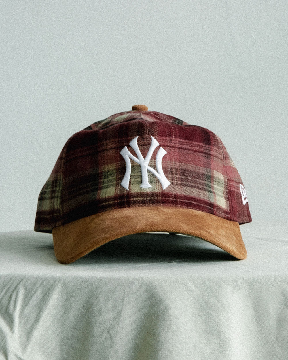 New Era 9Twenty A Frame Plaid Suede New York Yankees Red 60871759