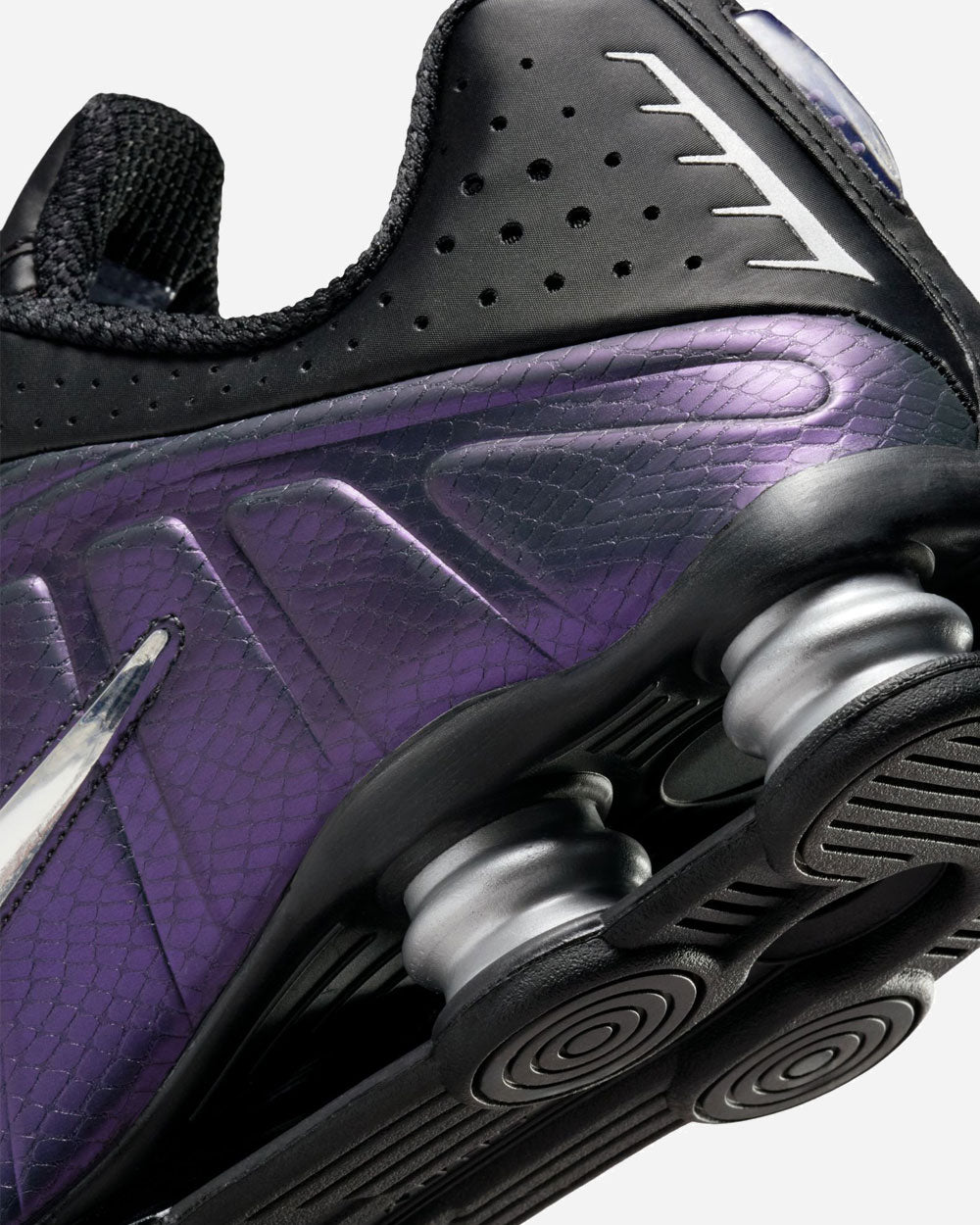 Nike Shox R4 Jewel "Purple Dynasty" Black/Metallic Silver IO4546-002