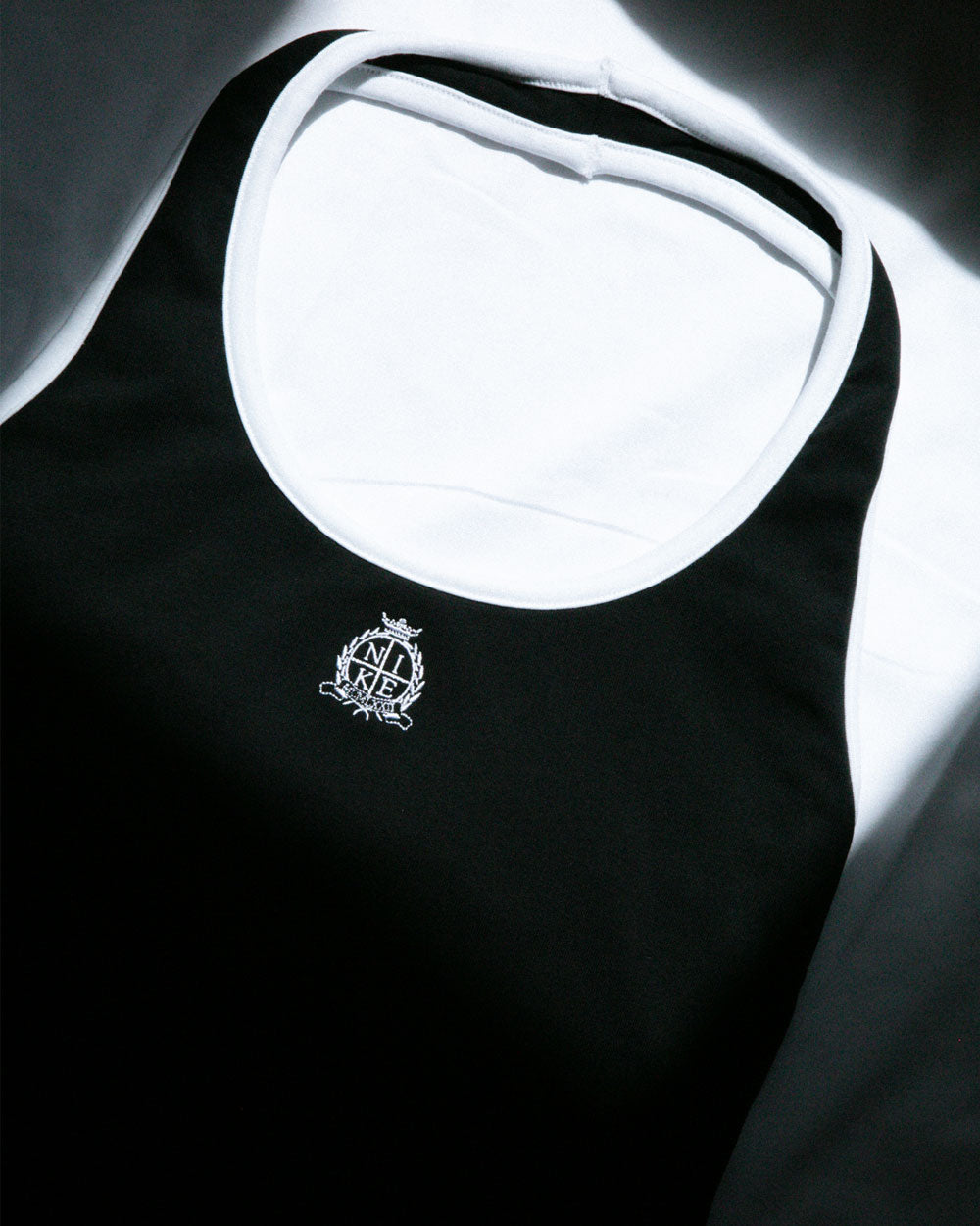 Nike Sportswear Tight Halter Top Black IV4985-010