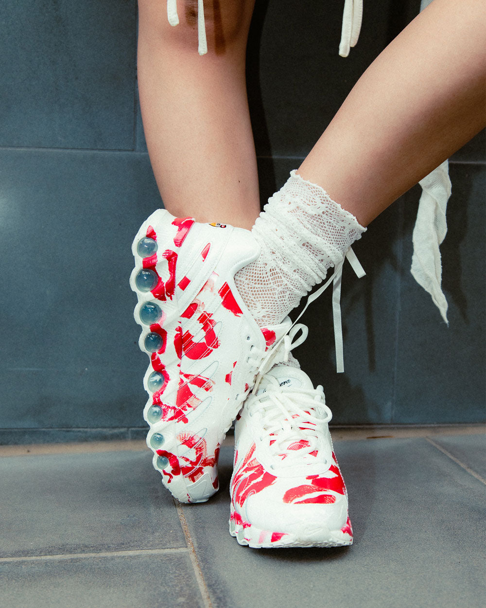 Vaquera x Nike DN8 Sail/Prime Red/Black IM4029-100