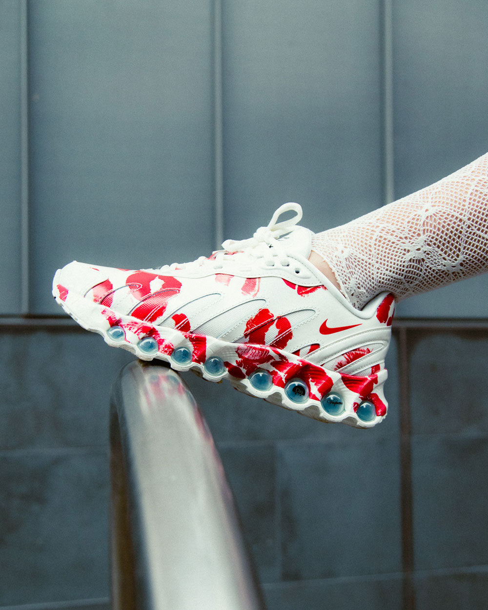 Vaquera x Nike DN8 Sail/Prime Red/Black IM4029-100