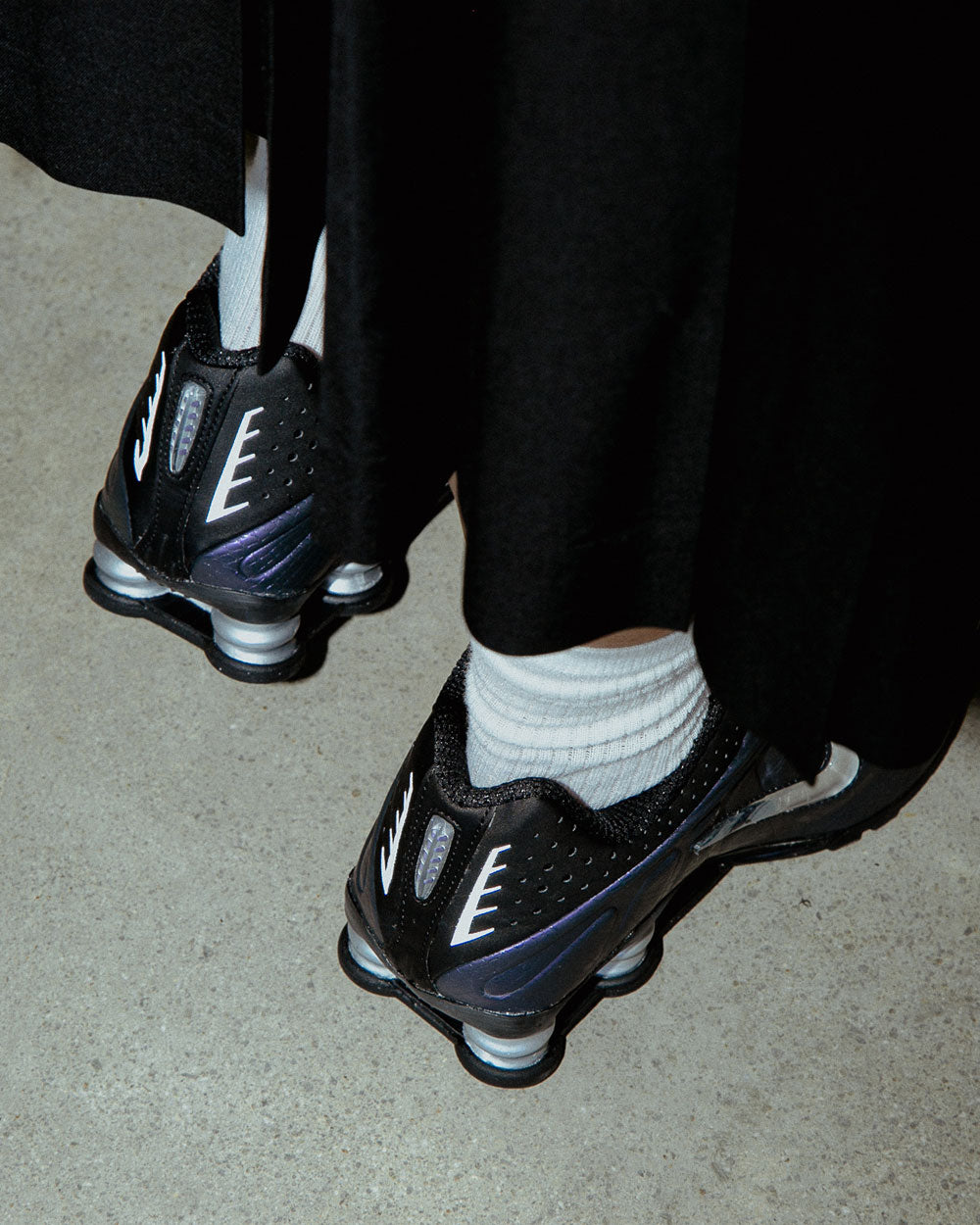 Nike Shox R4 Jewel "Purple Dynasty" Black/Metallic Silver IO4546-002