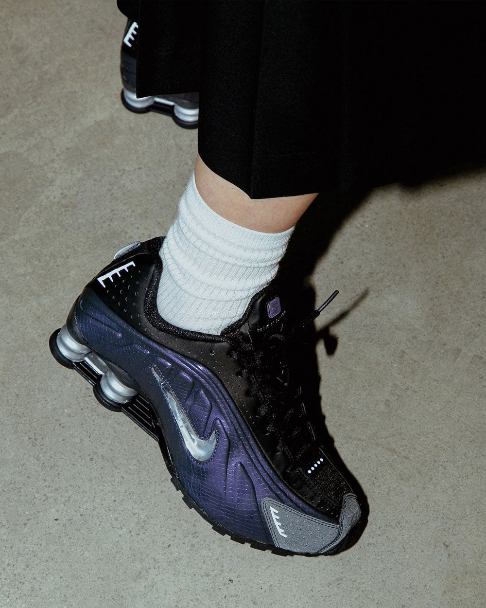 Nike Shox R4 Jewel "Purple Dynasty" Black/Metallic Silver IO4546-002